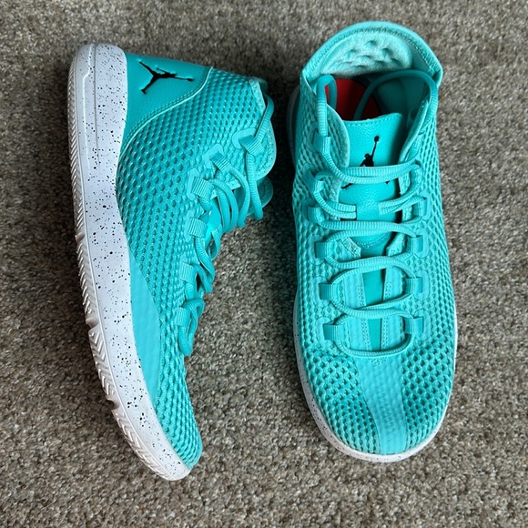 Jordan Reveal Hyper Turquoise - Picture 4 of 10